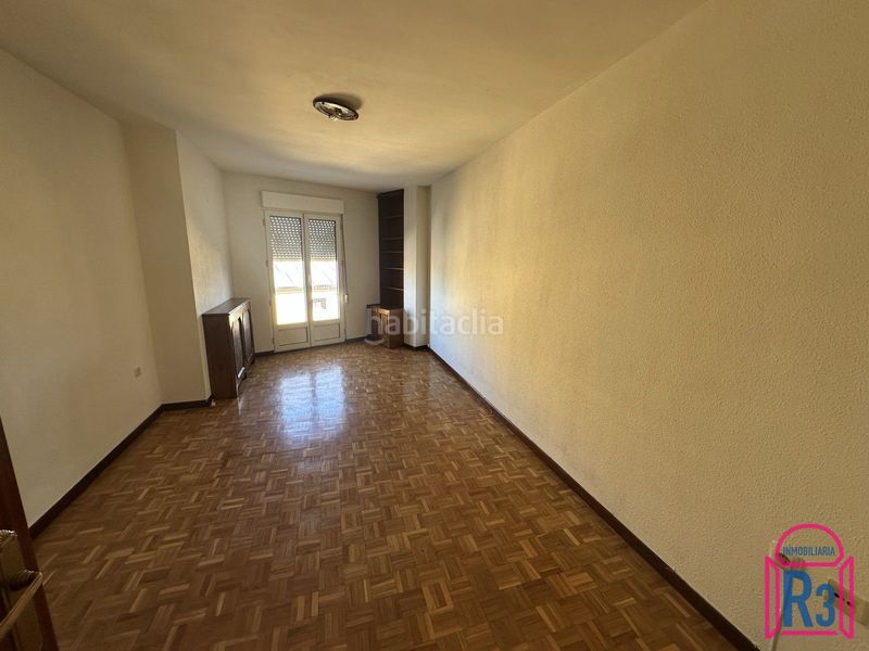Foto 9e183e25-c798-4d57-be56-62ea7fce5833. Apartament amb calefacció aparcament a Armunia León