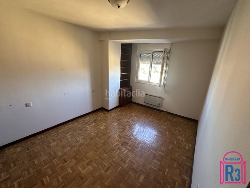 Foto aba18cb3-ac69-4cb2-ae40-4cb7d5c53239. Apartament amb calefacció aparcament a Armunia León