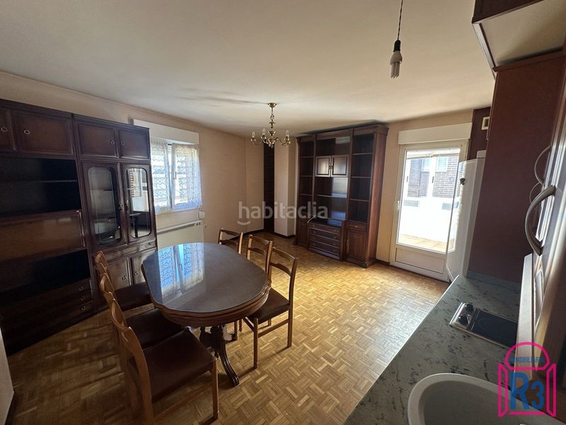 Foto d02e494e-83bd-43ba-865c-4b16a5683e7f. Apartament amb calefacció aparcament a Armunia León