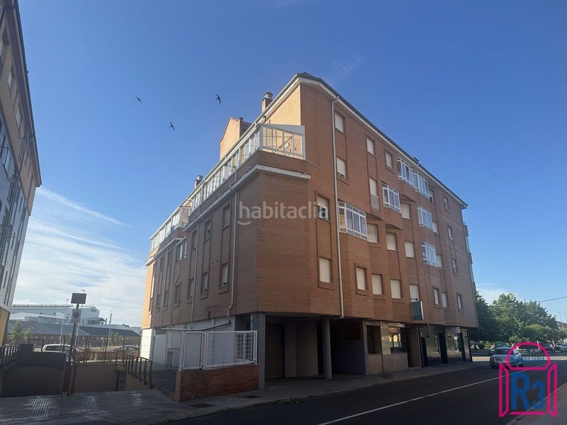 Foto e74d70b1-fdcd-4d47-9796-8391e356d71a. Apartament amb calefacció aparcament a Armunia León