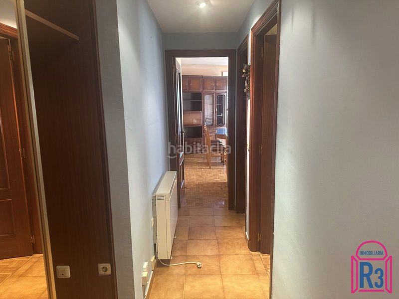 Foto eda23115-618a-4ad0-afdb-7dc976081879. Apartament amb calefacció aparcament a Armunia León