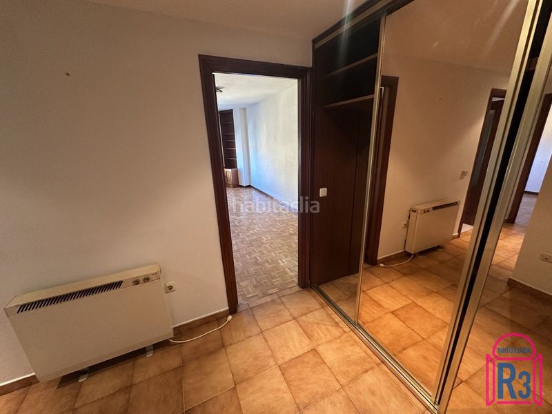 Foto fce94992-30b4-4e1f-832e-327503b7654a. Apartament amb calefacció aparcament a Armunia León