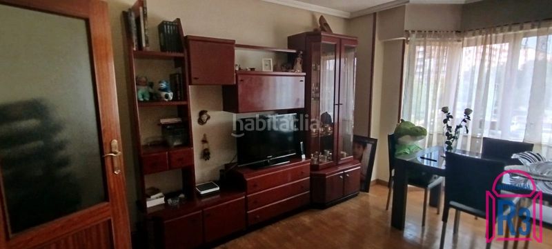 Foto 64c037d9-614d-4b10-a855-5132fe480ff8. Apartament amb calefacció aparcament a San Claudio - La Chantría León