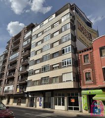 Flat in San Claudio - La Chantría. Piso bien orientado en alcalde miguel castaño