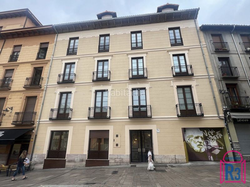 Foto 0be3bd17-2a00-4f06-8764-cf795f41ae9b. Apartament amb calefacció piscina a Casco Antiguo León