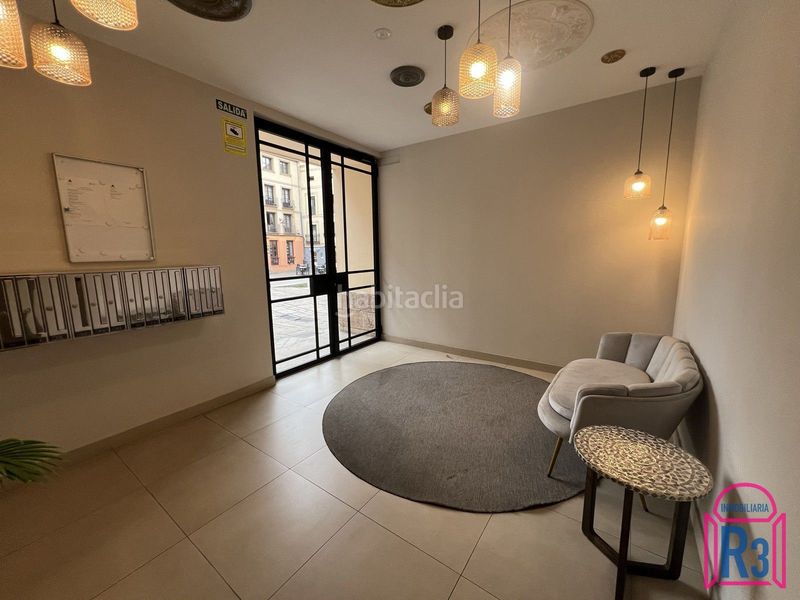 Foto 0f052ed4-4454-4d25-a695-a4a639ad0719. Apartament amb calefacció piscina a Casco Antiguo León