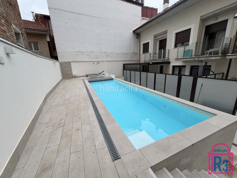 Foto f5c74007-57b2-4089-87f3-60c64c5dd162. Apartament amb calefacció piscina a Casco Antiguo León