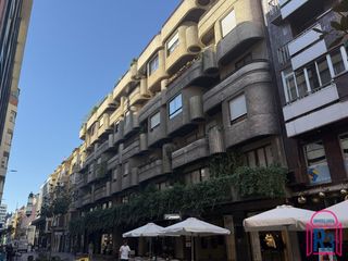 Affitto Appartamento  Alfonso v. Piso sin amueblar en alquiler