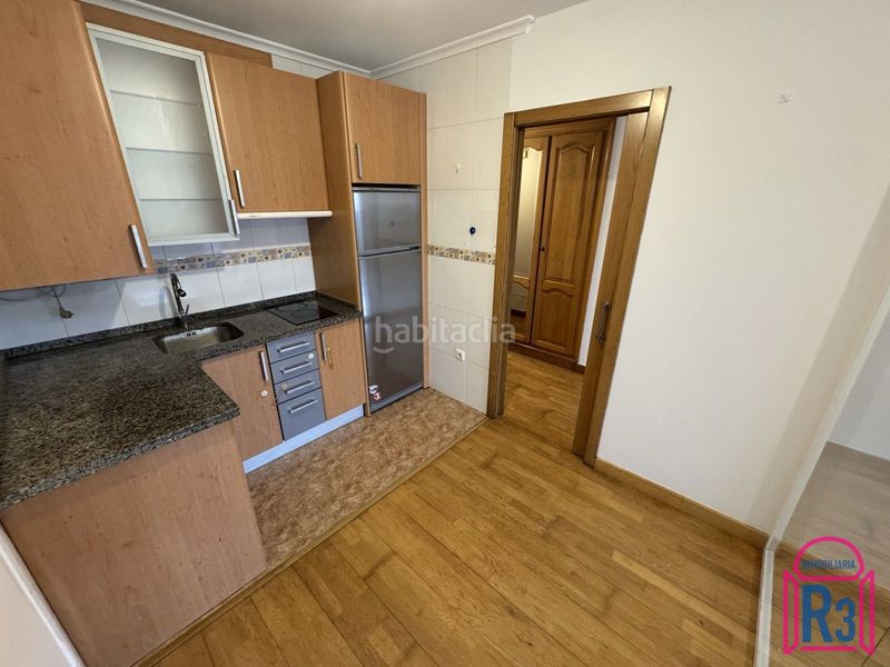 Foto b618ded4-4730-4561-9ff0-817792ffa52a. Apartament amb calefacció aparcament a Armunia León