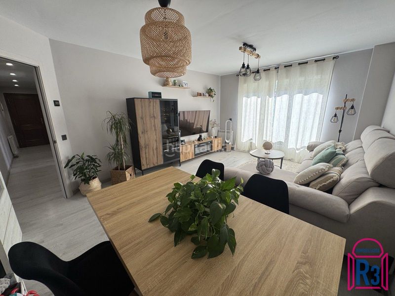 Foto 30b8d9a7-7dea-4dd1-8e45-cf26c3121958. Etagenwohnung mit heizung parking in Villaquilambre