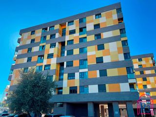 Etagenwohnung in Puente Castro. Piso vpo bien orientado, con garaje y trastero