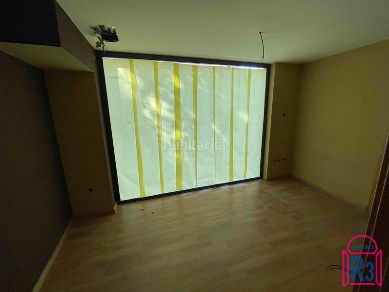 Foto 99001053-4e46-4b35-9b0a-668316dc8ce7. Local commercial dans San Mamés - La Palomera León