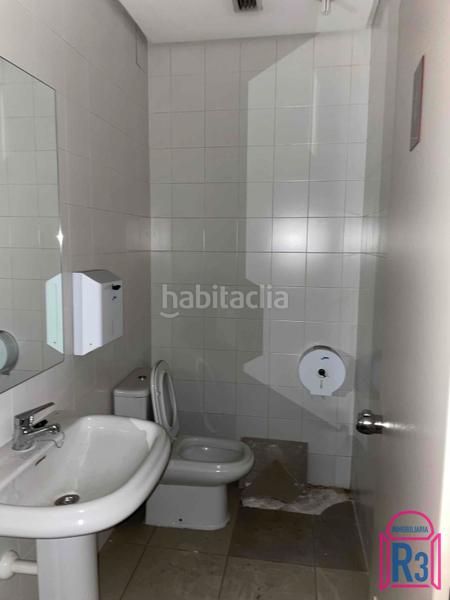 Foto 3083d8c0-f3fa-4243-b71c-afe1e42e1136. Local comercial local acondicionado en venta en San Esteban León