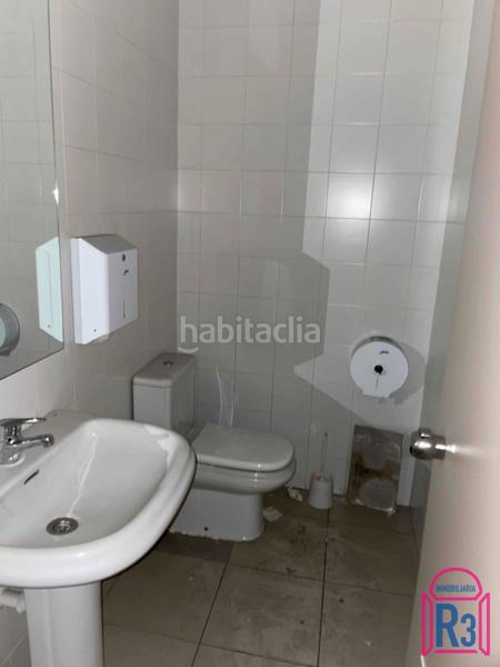 Foto bace2014-fb0a-47ff-a229-d60348b401e7. Local comercial local acondicionado en venta en San Esteban León