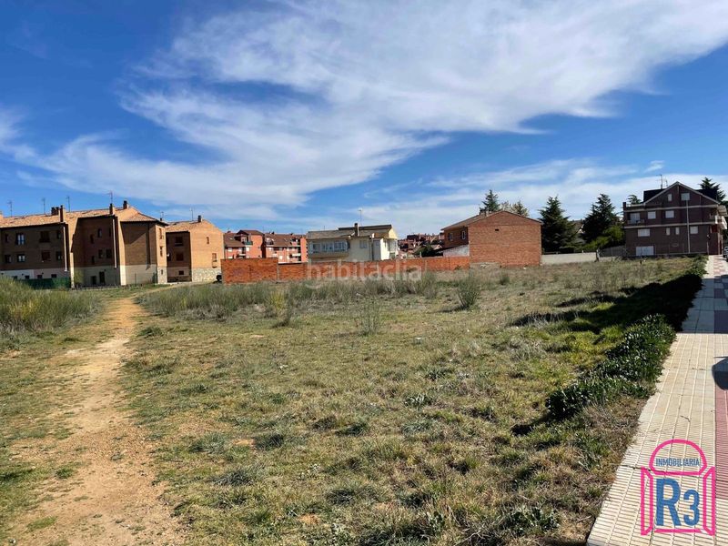 Foto fa5f8687-6c3b-4138-a4f2-49db39e41b02. Finca rústica a Valverde de la Virgen