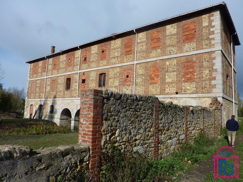 Foto ffa22728-cdd0-47d7-8db4-2e4633c34414. Edificio molino en venta en Sariegos