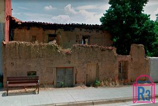 Fondo rustico  Astorga. Solar urbano en la carretera astorga