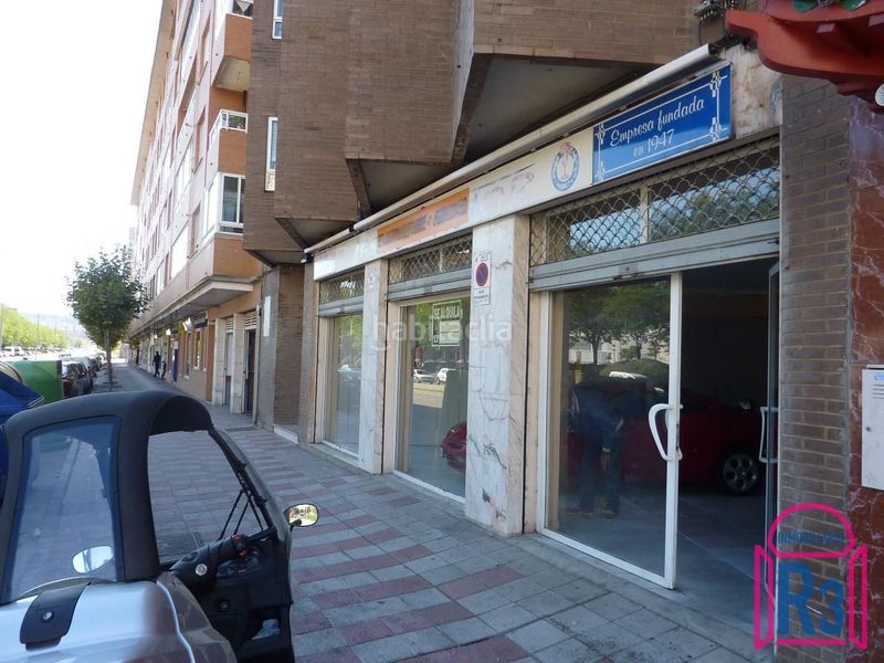 Foto f818fe34-dbc2-4668-bd42-4741c95076aa. Local comercial a San Claudio - La Chantría León