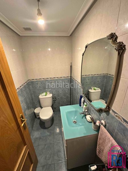 Foto af8bbb2d-fe02-4157-bf0e-3fa1c5ea7723. Casa adossada amb calefacció aparcament a Sariegos