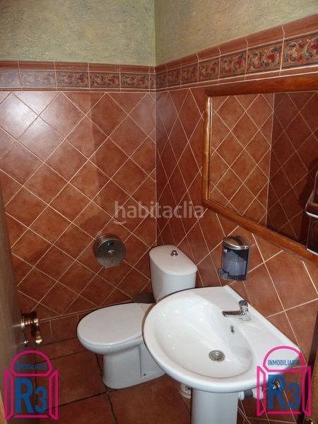 Foto 7eee8b13-3400-4b84-a677-940484ea495f. Geschäftsraum in Trobajo del camino