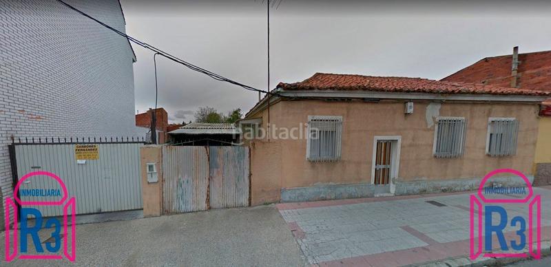 Foto d5aa2ea6-4e70-4141-aea4-2b4660ff951d. Casa se vende casa en solar edificable en altura en León