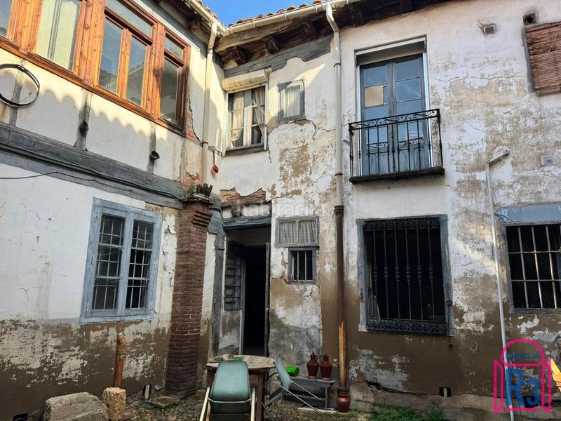 Foto adbe485d-d18e-4640-a637-82f3749ef708. Edificio  en venta en Casco Antiguo León