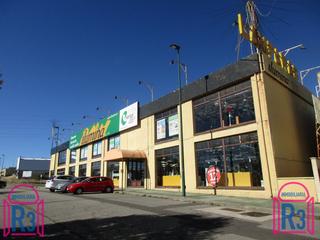 Bâtiment à usage industriel  Párroco pablo díez. Nave ideal para venta y exposición en polígono industrial de tro