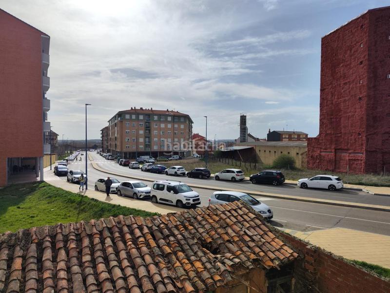 Foto db8c5dde-a7d1-4c93-8415-af84c883a550. Casa a Puente Castro León