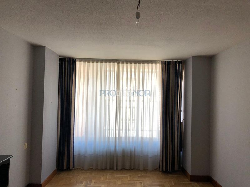 Foto 35b5f8d1-567f-44d3-8b55-738d4e85af02. Zweistöckige wohnung mit heizung in Centro Ciudad León