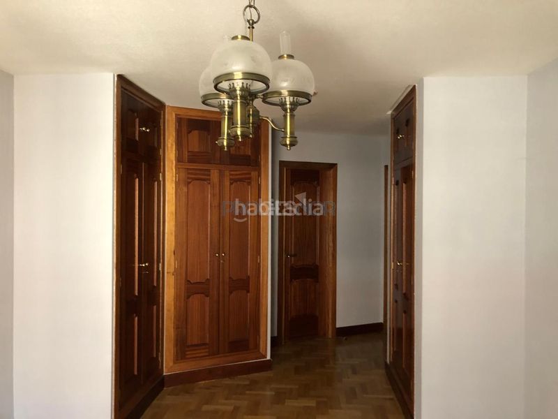 Foto 5dc76faf-e4c5-4f1f-9a00-f891e4ec199a. Zweistöckige wohnung mit heizung in Centro Ciudad León