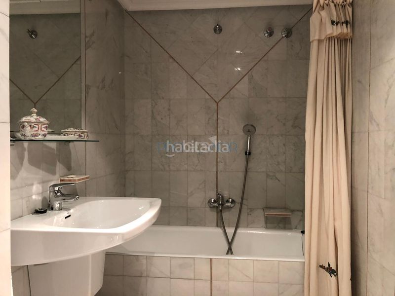 Foto 631e0358-f4b7-4ee5-ba1b-9aa89dcf4702. Zweistöckige wohnung mit heizung in Centro Ciudad León