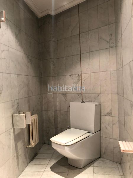 Foto cb238d87-11c1-4abe-94b6-7a9d4962a246. Zweistöckige wohnung mit heizung in Centro Ciudad León