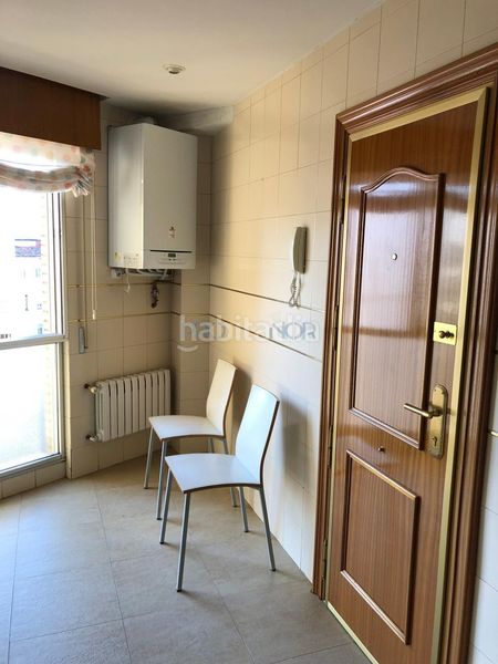 Foto e21cda64-07da-4e01-a370-af61493739b4. Zweistöckige wohnung mit heizung in Centro Ciudad León