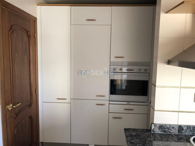 Foto e9591d9d-a440-413c-9099-ce78a60abae5. Zweistöckige wohnung mit heizung in Centro Ciudad León