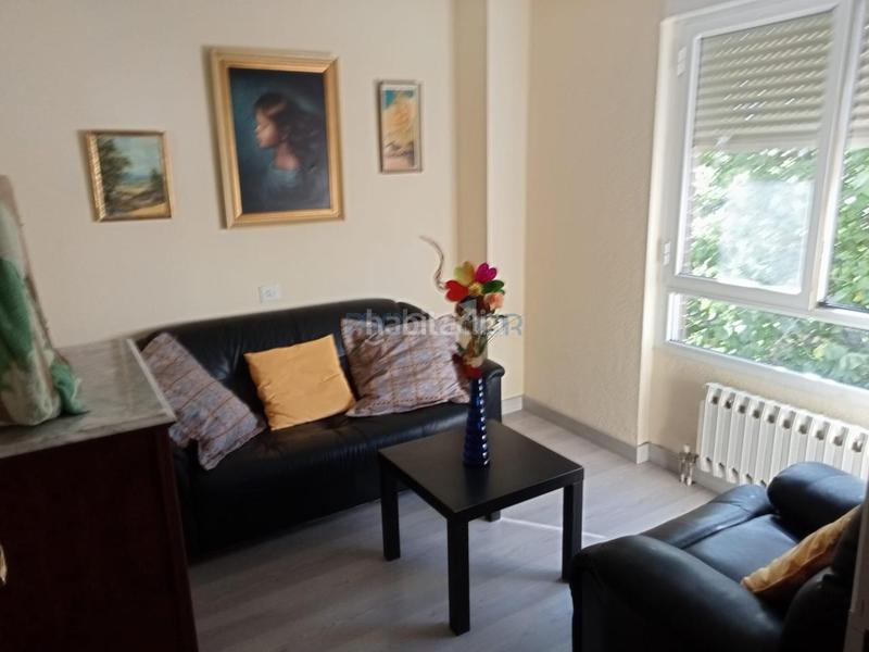 Foto 44c2646c-fe2f-4d71-8e3e-c717f7c5cce0. Chalet con riscaldamento parcheggio in Ardón