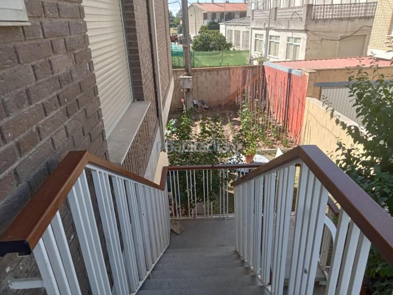 Foto 00a9c9f0-2ff3-4d5c-bbec-7fd589530708. Xalet amb calefacció aparcament a Ardón