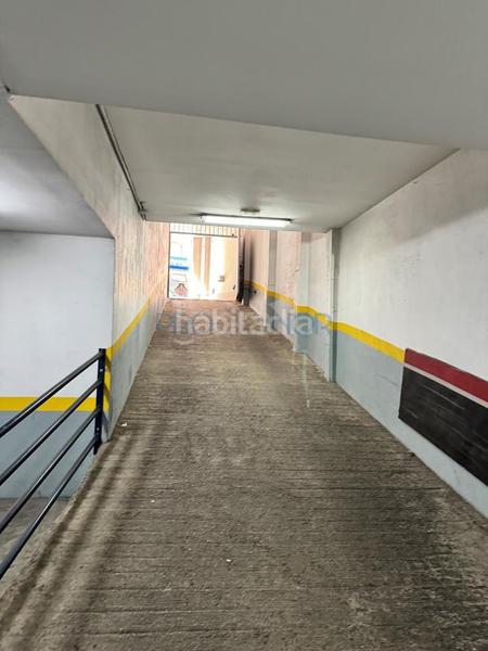 Foto 3cf4f1a7-b72e-43ef-af0f-5e12ea10afdb. Parking coche en Centro Ciudad León