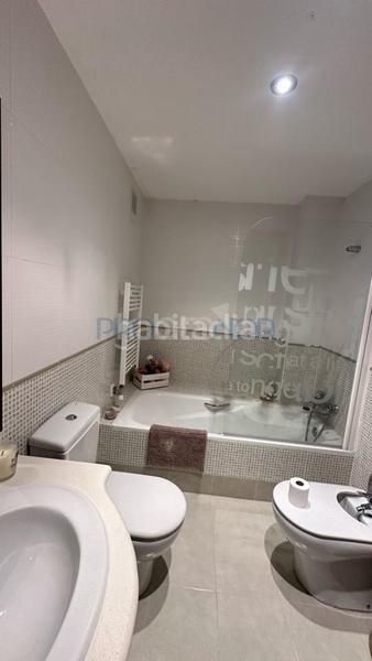 Foto 50a4012a-dfd6-4ab2-bf11-f549f37a0e8d. Appartement avec chauffage parking dans Casco Antiguo León