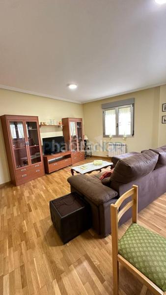 Foto 2cc9a287-9da0-4420-99c3-d06bf392f3e3. Appartement avec chauffage parking dans Las Ventas León
