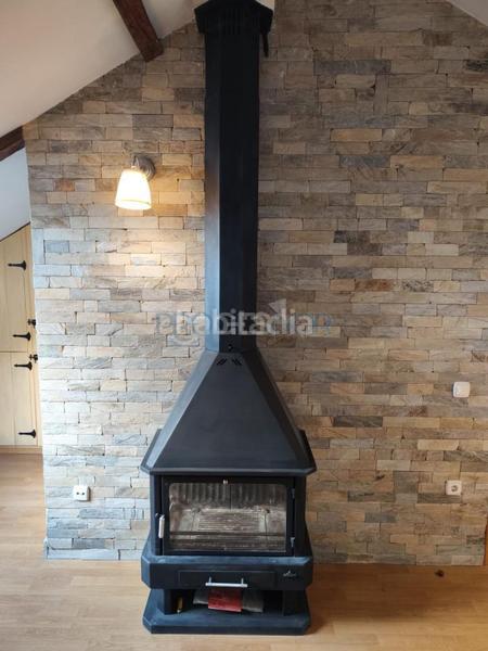 Foto 1eb77e13-1191-4124-8cd0-efd7a5baa8fe. Casa a schiera con riscaldamento parcheggio in Valdefresno