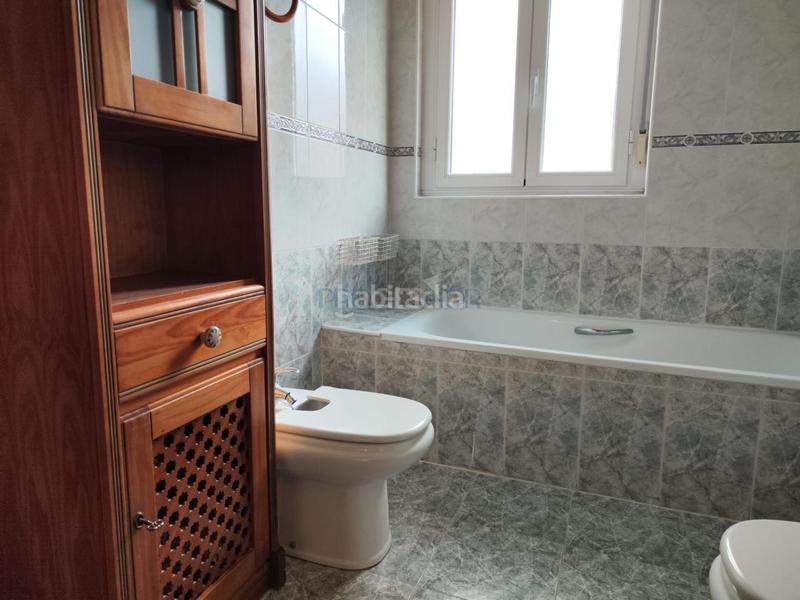 Foto 3a0368e5-8c4a-4309-afff-3d20a8e28ce3. Casa a schiera con riscaldamento parcheggio in Valdefresno