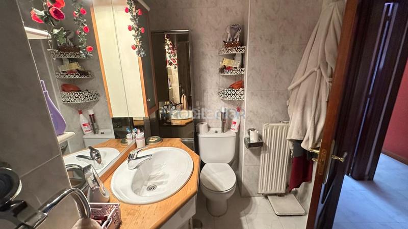 Foto 7823f383-aa6f-4bb7-bff8-077fb20c32e0. Pis amb calefacció aparcament a Las Eras de Renueva León