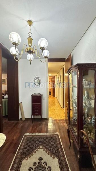 Foto eb542079-e066-46a5-8e99-23f9ba6539f5. Etagenwohnung mit heizung parking in Centro Ciudad León