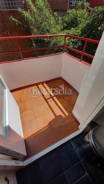 Foto fa7d2fd5-ae0f-40a8-9d7c-2a2c3d7ef76b. Pis amb calefacció a Centro Ciudad León