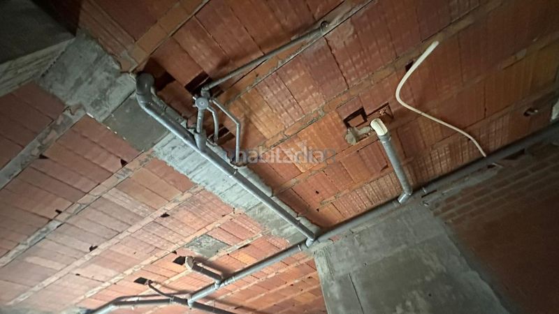 Foto c8dbbd74-667c-4bdb-b4b0-3fb84a907168. Local comercial a La Lastra León