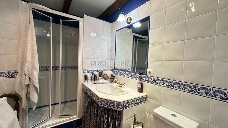 Foto 802fbf3d-95bd-4b51-bdfb-fbe0676cf499. Haus mit heizung parking in Sariegos