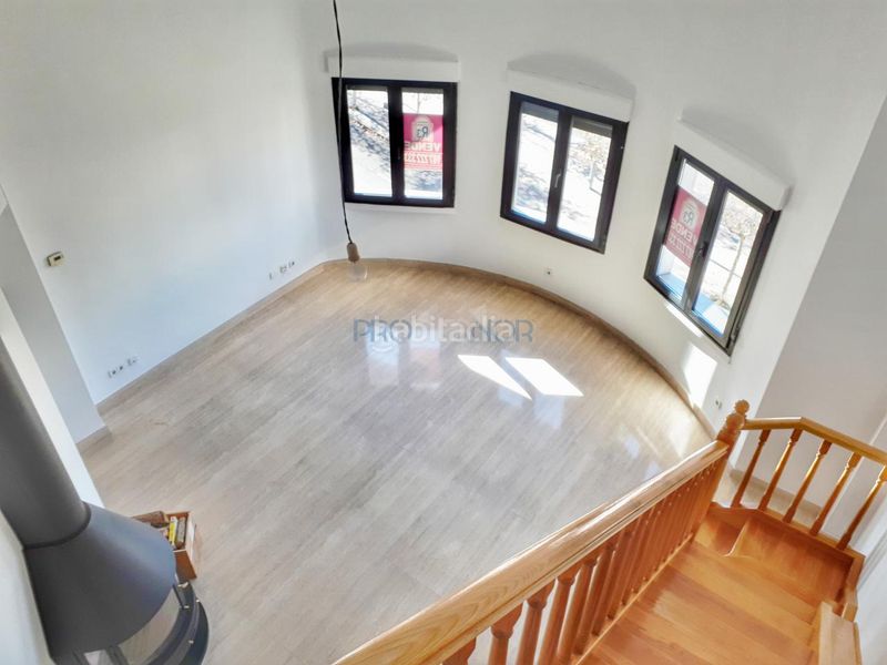 Foto 5509afcf-3699-4d39-90ce-2249cc4a7f72. Lloguer dúplex amb calefacció aparcament a Centro Ciudad León