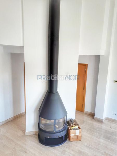 Foto 5d97f92a-eb00-4488-b875-8e6a97d59ab4. Lloguer dúplex amb calefacció aparcament a Centro Ciudad León