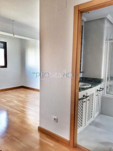 Foto 7dce90ec-6c10-43f7-bd9e-e42bb96ef2da. Lloguer dúplex amb calefacció aparcament a Centro Ciudad León