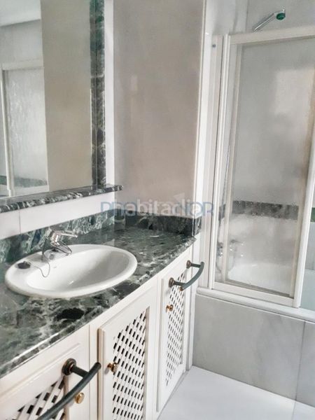 Foto 8926dd4e-439e-41a5-bd2f-ed45ab129fcc. Lloguer dúplex amb calefacció aparcament a Centro Ciudad León